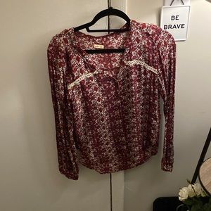 Patterned Women’s Hollister Top